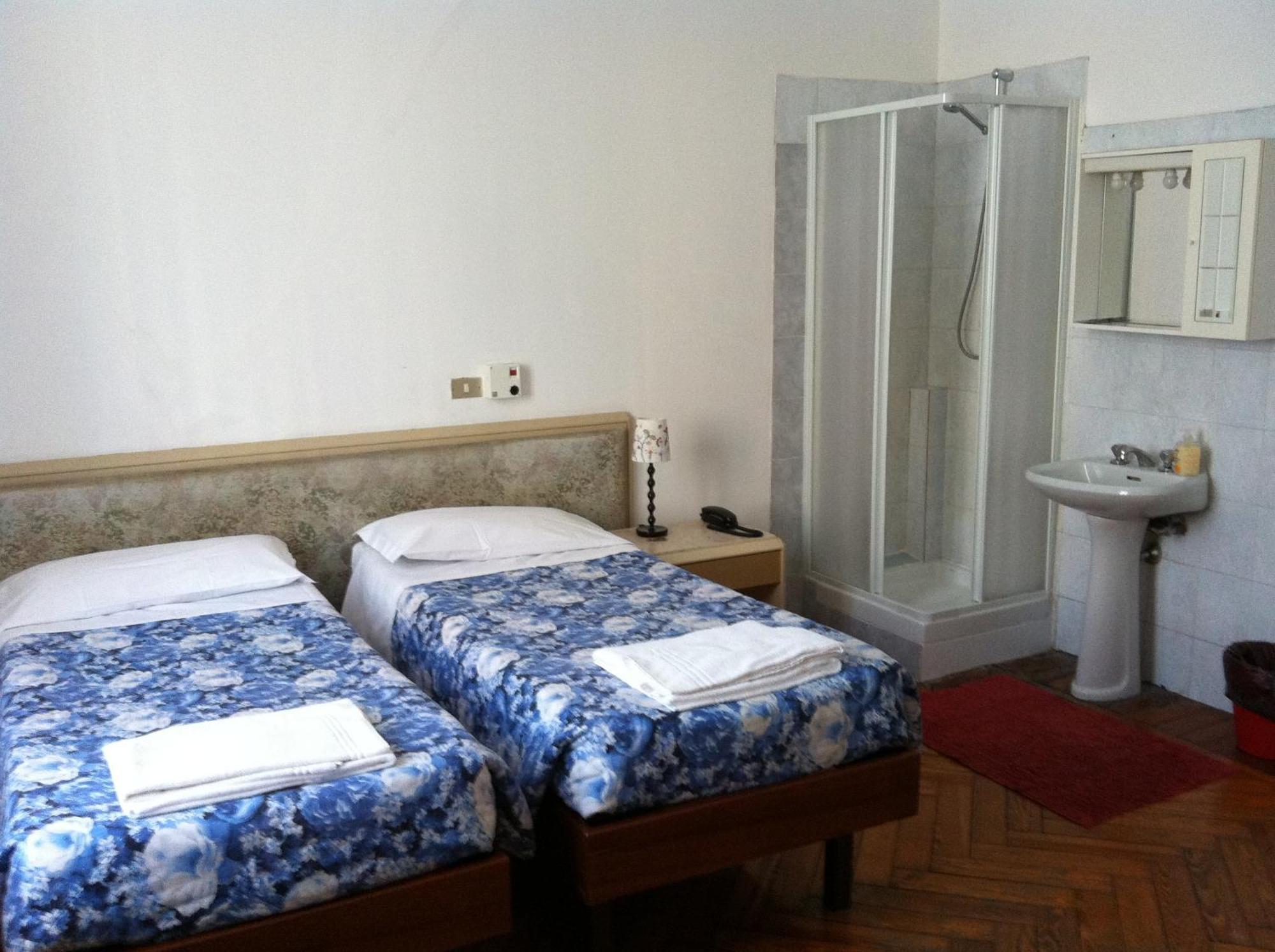 Hotel Gambara Milan Exterior photo