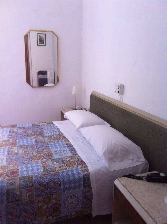 Hotel Gambara Milan Exterior photo