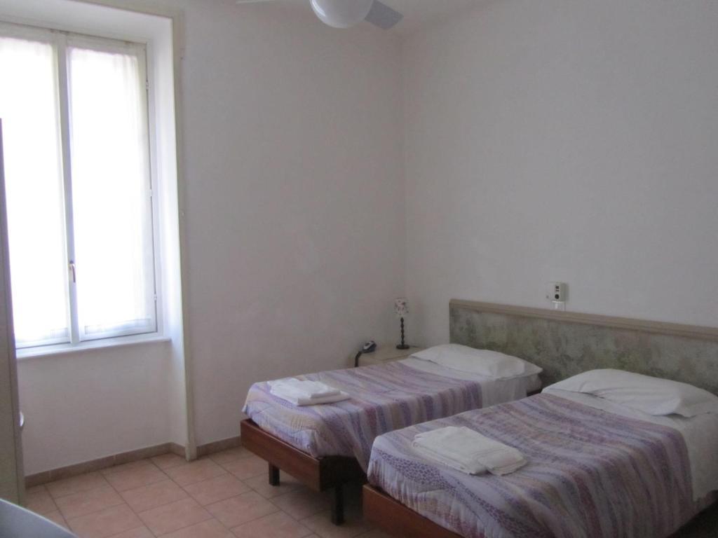 Hotel Gambara Milan Room photo